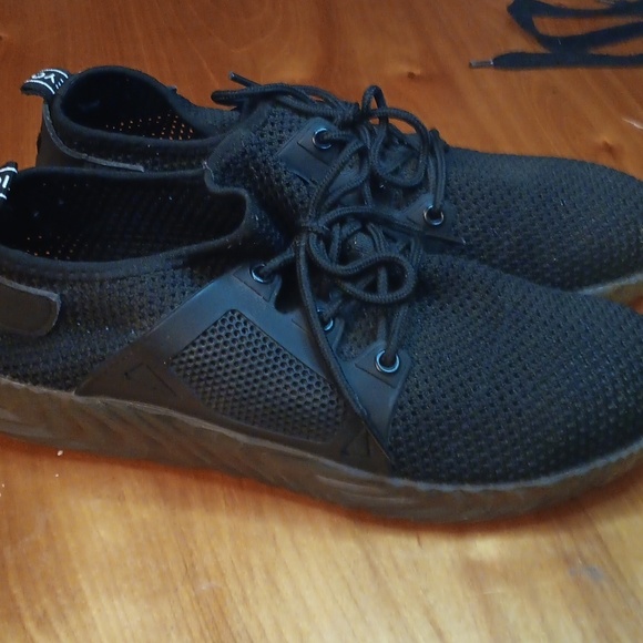 Steel toe indestructible men's shoes size 45 - Picture 2 of 9